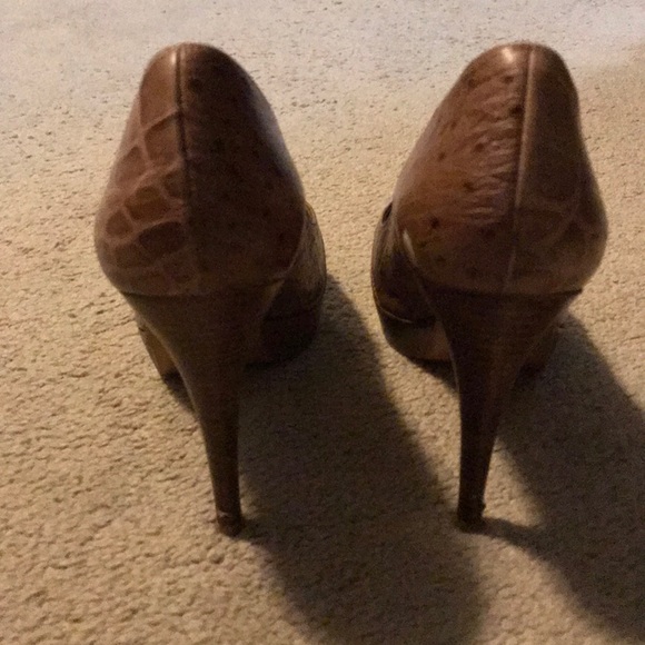 Stuart Weitzman heels - Picture 2 of 6